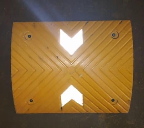 Arrow rubber hump